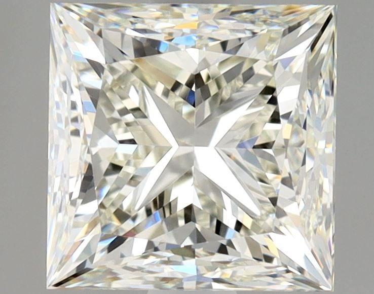 Loose Diamond - PRINCESS 1.9ct J VVS2: Loose Diamond - PRINCESS 1.9ct J VVS2 Source: Natural Shape: PRINCESS Carats: 1.9 Color: J Clarity: VVS2 Certification: GIA Video: