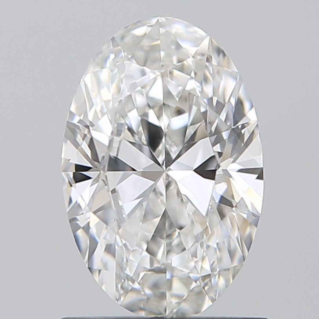 Loose Diamond - OVAL 1.0ct F VS2: Loose Diamond - OVAL 1.0ct F VS2 Source: Natural Shape: OVAL Carats: 1.0 Color: F Clarity: VS2 Certification: GIA Video: