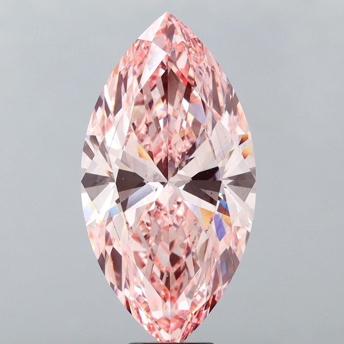 Loose Diamond - MARQUISE 15.02ct Fancy Vivid Pink VS2: Loose Diamond - MARQUISE 15.02ct Fancy Vivid Pink VS2 Source: This is a real non-mined Diamond that has been grown in a lab Shape: MARQUISE Carats: 15.02 Color: Fancy Vivid Pink Certification: IGI Vid