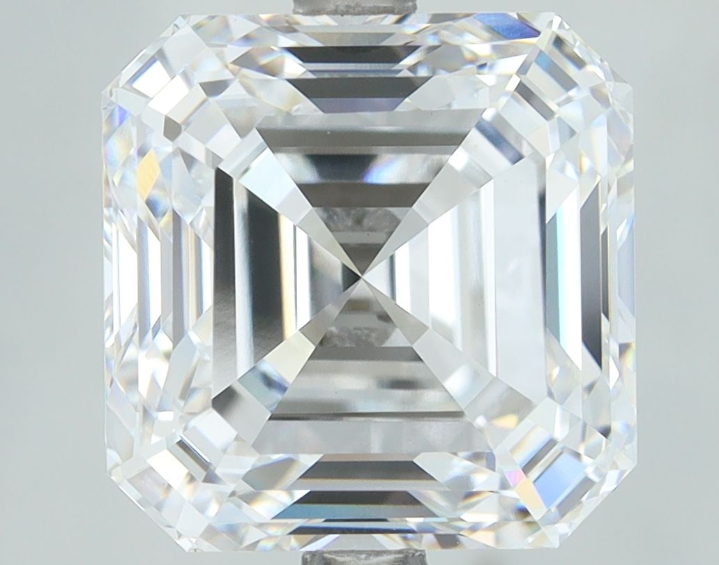 Loose Diamond - SQUARE EMERALD 5.14ct E VVS2: Loose Diamond - SQUARE EMERALD 5.14ct E VVS2 Source: This is a real non-mined Diamond that has been grown in a lab Shape: SQUARE EMERALD Carats: 5.14 Color: E Clarity: VVS2 Certification: IGI Video: