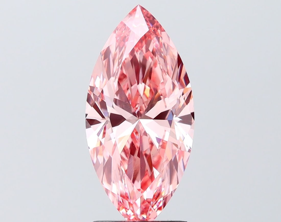 Loose Diamond - MARQUISE 3.13ct Fancy Vivid Pink VS1: Loose Diamond - MARQUISE 3.13ct Fancy Vivid Pink VS1 Source: This is a real non-mined Diamond that has been grown in a lab Shape: MARQUISE Carats: 3.13 Color: Fancy Vivid Pink Certification: IGI PLEAS
