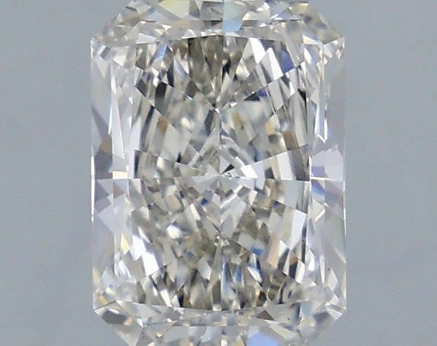 Loose Diamond - RADIANT 1.51ct H VS1: Loose Diamond - RADIANT 1.51ct H VS1 Source: This is a real non-mined Diamond that has been grown in a lab Shape: RADIANT Carats: 1.51 Color: H Clarity: VS1 Certification: IGI Video: