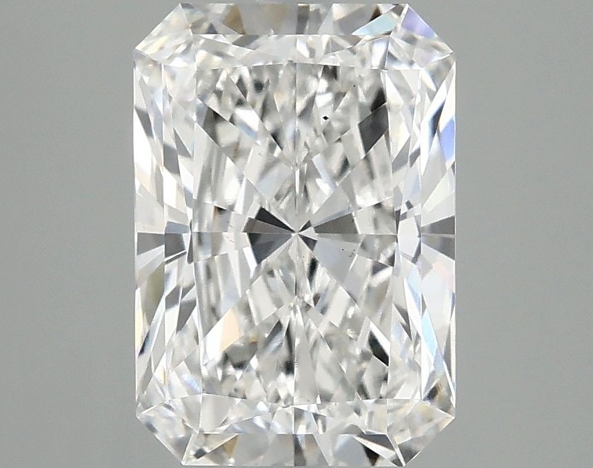 Loose Diamond - RADIANT 2.77ct E VS2: Loose Diamond - RADIANT 2.77ct E VS2 Source: This is a real non-mined Diamond that has been grown in a lab Shape: RADIANT Carats: 2.77 Color: E Clarity: VS2 Certification: IGI Video: Video Link