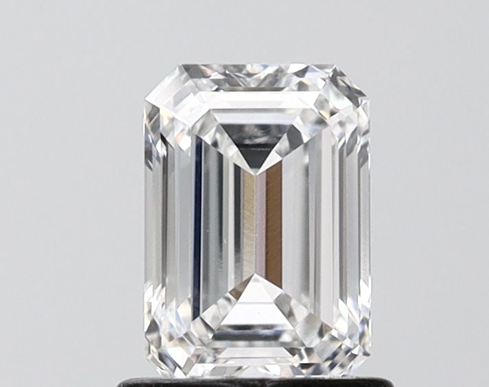 Loose Diamond - EMERALD 1.01ct D IF: Loose Diamond - EMERALD 1.01ct D IF Source: This is a real non-mined Diamond that has been grown in a lab Shape: EMERALD Carats: 1.01 Color: D Clarity: IF Certification: IGI Video: