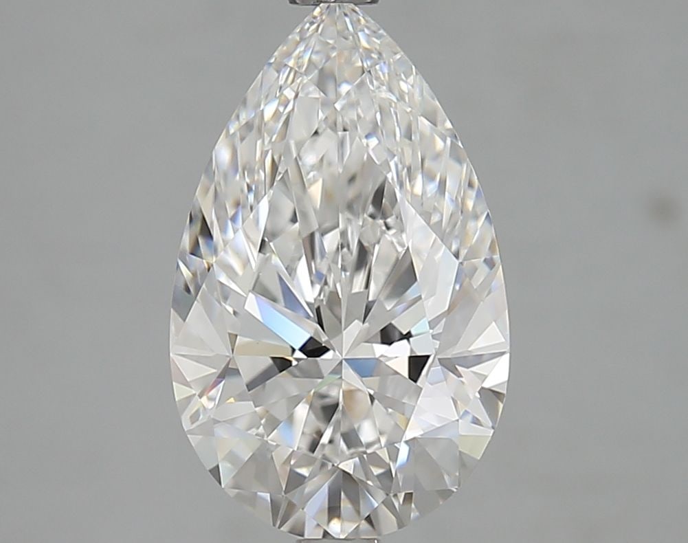 Loose Diamond - PEAR 3.2ct E VVS2: Loose Diamond - PEAR 3.2ct E VVS2 Source: This is a real non-mined Diamond that has been grown in a lab Shape: PEAR Carats: 3.2 Color: E Clarity: VVS2 Certification: GIA Video: