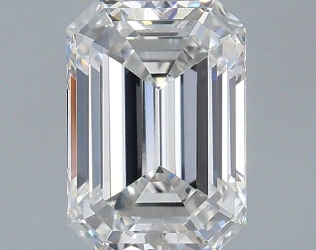 Loose Diamond - EMERALD 1.51ct F VS2: Loose Diamond - EMERALD 1.51ct F VS2 Source: This is a real non-mined Diamond that has been grown in a lab Shape: EMERALD Carats: 1.51 Color: F Clarity: VS2 Certification: IGI Video: