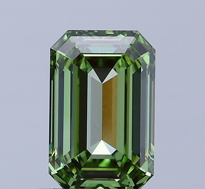 Loose Diamond - EMERALD 1.04ct Fancy Vivid Green VVS2: Loose Diamond - EMERALD 1.04ct Fancy Vivid Green VVS2 Source: This is a real non-mined Diamond that has been grown in a lab Shape: EMERALD Carats: 1.04 Color: Fancy Vivid Green Certification: IGI Vide