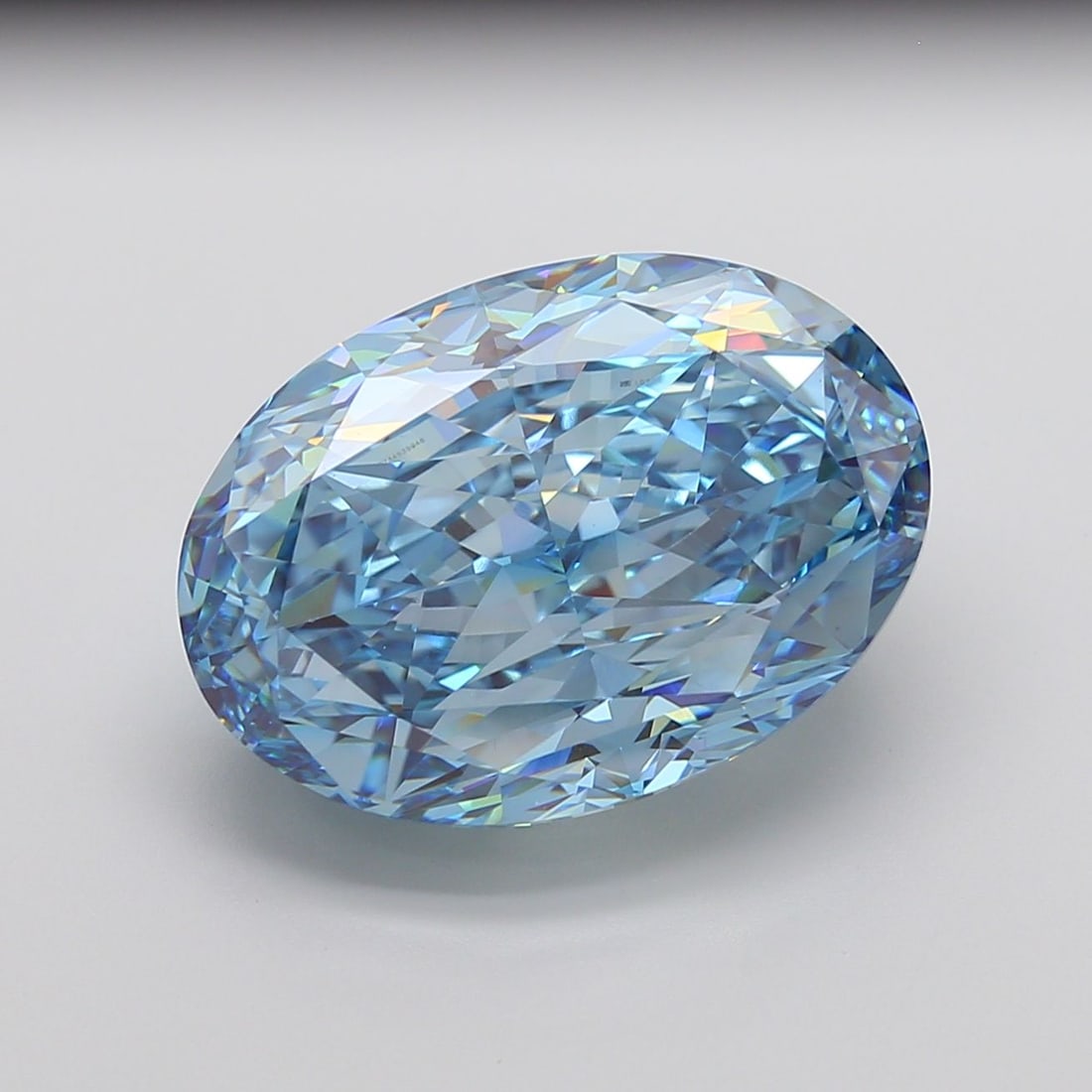 Loose Diamond - OVAL 8.03ct Fancy Vivid Blue VS1: Loose Diamond - OVAL 8.03ct Fancy Vivid Blue VS1 Source: This is a real non-mined Diamond that has been grown in a lab Shape: OVAL Carats: 8.03 Color: Fancy Vivid Blue Certification: IGI Video:
