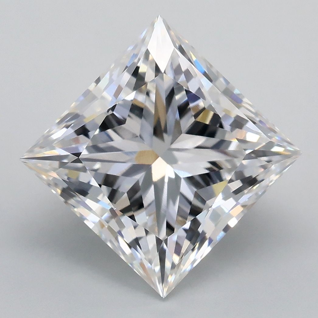 Loose Diamond - PRINCESS 4.09ct E VVS2: Loose Diamond - PRINCESS 4.09ct E VVS2 Source: This is a real non-mined Diamond that has been grown in a lab Shape: PRINCESS Carats: 4.09 Color: E Clarity: VVS2 Certification: IGI Video: