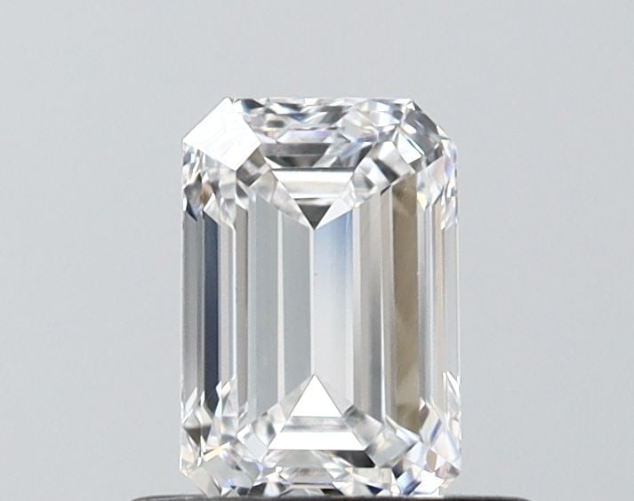 Loose Diamond - EMERALD 0.7ct D VVS2: Loose Diamond - EMERALD 0.7ct D VVS2 Source: This is a real non-mined Diamond that has been grown in a lab Shape: EMERALD Carats: 0.7 Color: D Clarity: VVS2 Certification: IGI Video: