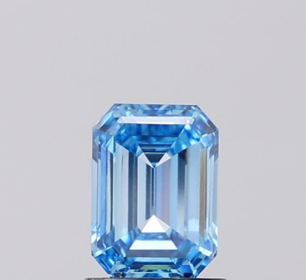 Loose Diamond - EMERALD 0.96ct Fancy Vivid Blue VVS2: Loose Diamond - EMERALD 0.96ct Fancy Vivid Blue VVS2 Source: This is a real non-mined Diamond that has been grown in a lab Shape: EMERALD Carats: 0.96 Color: Fancy Vivid Blue Certification: IGI Video: