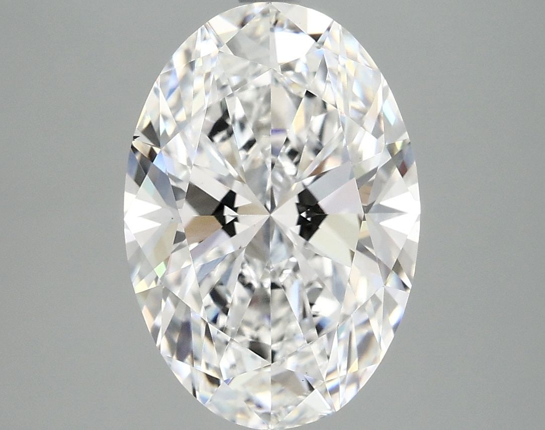 Loose Diamond - OVAL 4.02ct D VS2: Loose Diamond - OVAL 4.02ct D VS2 Source: This is a real non-mined Diamond that has been grown in a lab Shape: OVAL Carats: 4.02 Color: D Clarity: VS2 Certification: IGI Video: