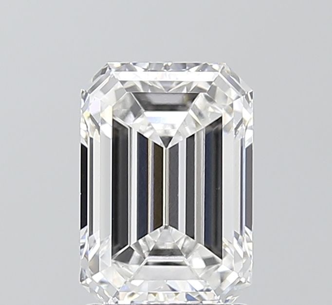 Loose Diamond - EMERALD 2.09ct E VS1: Loose Diamond - EMERALD 2.09ct E VS1 Source: This is a real non-mined Diamond that has been grown in a lab Shape: EMERALD Carats: 2.09 Color: E Clarity: VS1 Certification: IGI PLEASE NOTE: Framed,