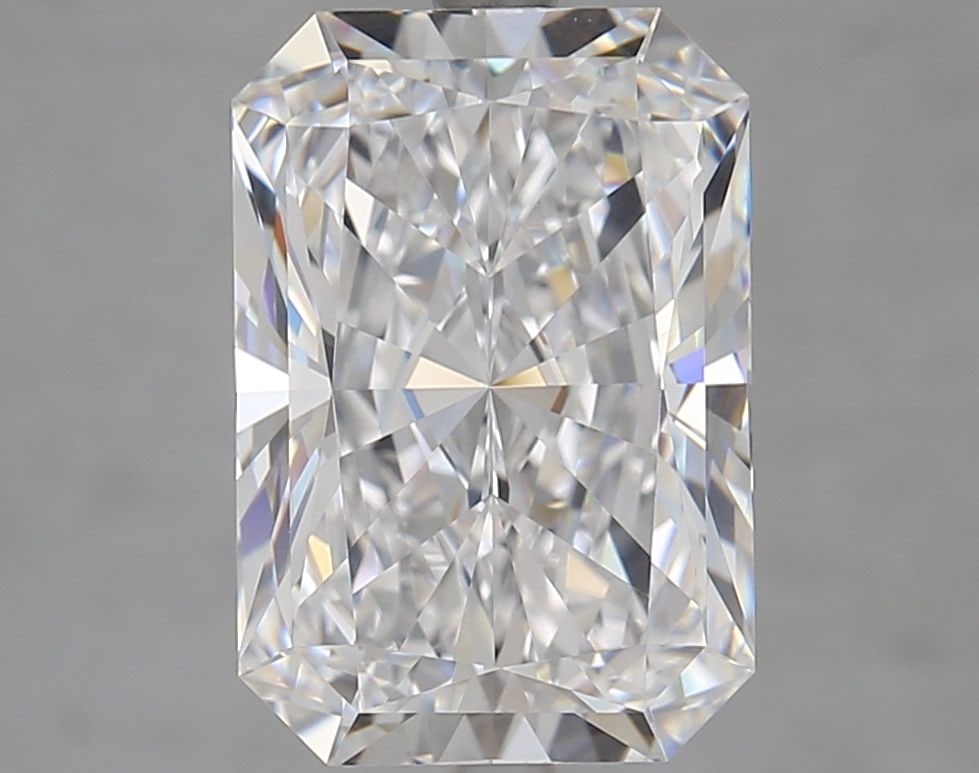 Loose Diamond - RADIANT 5.02ct D VVS1: Loose Diamond - RADIANT 5.02ct D VVS1 Source: This is a real non-mined Diamond that has been grown in a lab Shape: RADIANT Carats: 5.02 Color: D Clarity: VVS1 Certification: GIA Video:
