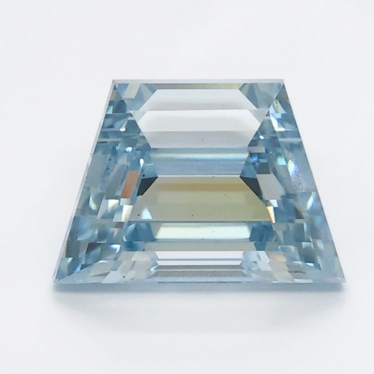 Loose Diamond - TRAPEZOID 1.93ct Blue VS2: Loose Diamond - TRAPEZOID 1.93ct Blue VS2 Source: This is a real non-mined Diamond that has been grown in a lab Shape: TRAPEZOID Carats: 1.93 Color: Blue Certification: NONE Video: