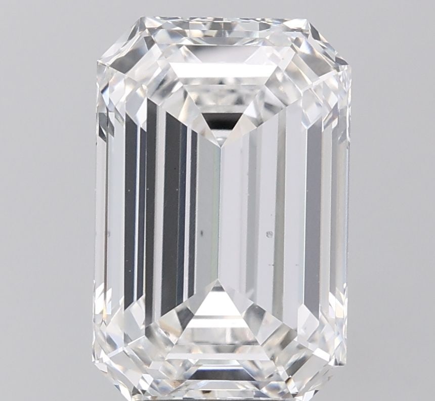 Loose Diamond - EMERALD 5.05ct F VS2: Loose Diamond - EMERALD 5.05ct F VS2 Source: This is a real non-mined Diamond that has been grown in a lab Shape: EMERALD Carats: 5.05 Color: F Clarity: VS2 Certification: IGI Video: