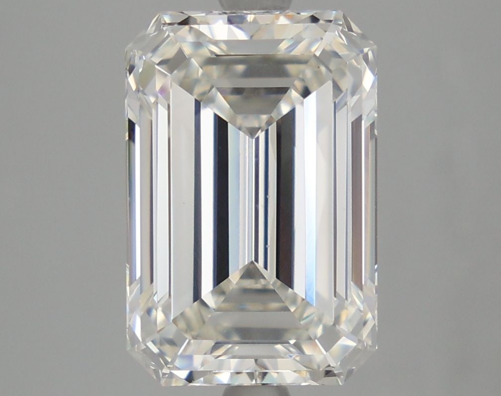 Loose Diamond - EMERALD 4.98ct G VVS2: Loose Diamond - EMERALD 4.98ct G VVS2 Source: This is a real non-mined Diamond that has been grown in a lab Shape: EMERALD Carats: 4.98 Color: G Clarity: VVS2 Certification: IGI Video: