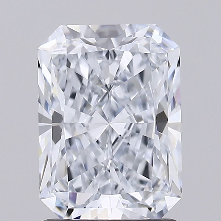 Loose Diamond - RADIANT 1.45ct G VS1: Loose Diamond - RADIANT 1.45ct G VS1 Source: This is a real non-mined Diamond that has been grown in a lab Shape: RADIANT Carats: 1.45 Color: G Clarity: VS1 Certification: IGI Video: