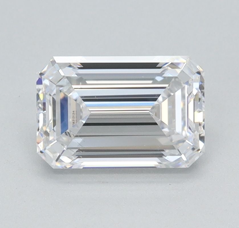 Loose Diamond - EMERALD 1.0ct D VS2: Loose Diamond - EMERALD 1.0ct D VS2 Source: This is a real non-mined Diamond that has been grown in a lab Shape: EMERALD Carats: 1.0 Color: D Clarity: VS2 Certification: IGI Video: