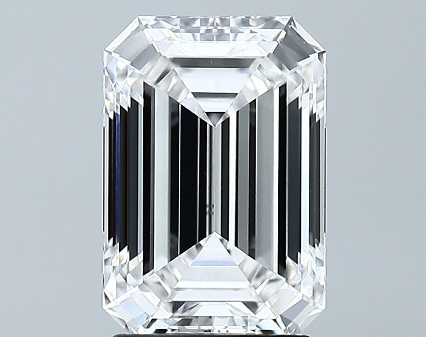 Loose Diamond - EMERALD 2.54ct E VS1: Loose Diamond - EMERALD 2.54ct E VS1 Source: This is a real non-mined Diamond that has been grown in a lab Shape: EMERALD Carats: 2.54 Color: E Clarity: VS1 Certification: GIA Video: Video Link