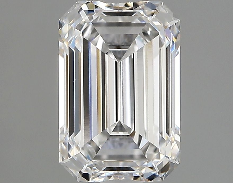 Loose Diamond - EMERALD 1.65ct D VVS1: Loose Diamond - EMERALD 1.65ct D VVS1 Source: This is a real non-mined Diamond that has been grown in a lab Shape: EMERALD Carats: 1.65 Color: D Clarity: VVS1 Certification: IGI PLEASE NOTE: Framed, L