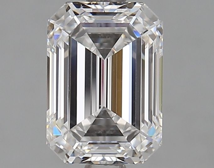 Loose Diamond - EMERALD 2.01ct D VS1: Loose Diamond - EMERALD 2.01ct D VS1 Source: This is a real non-mined Diamond that has been grown in a lab Shape: EMERALD Carats: 2.01 Color: D Clarity: VS1 Certification: GIA Video: