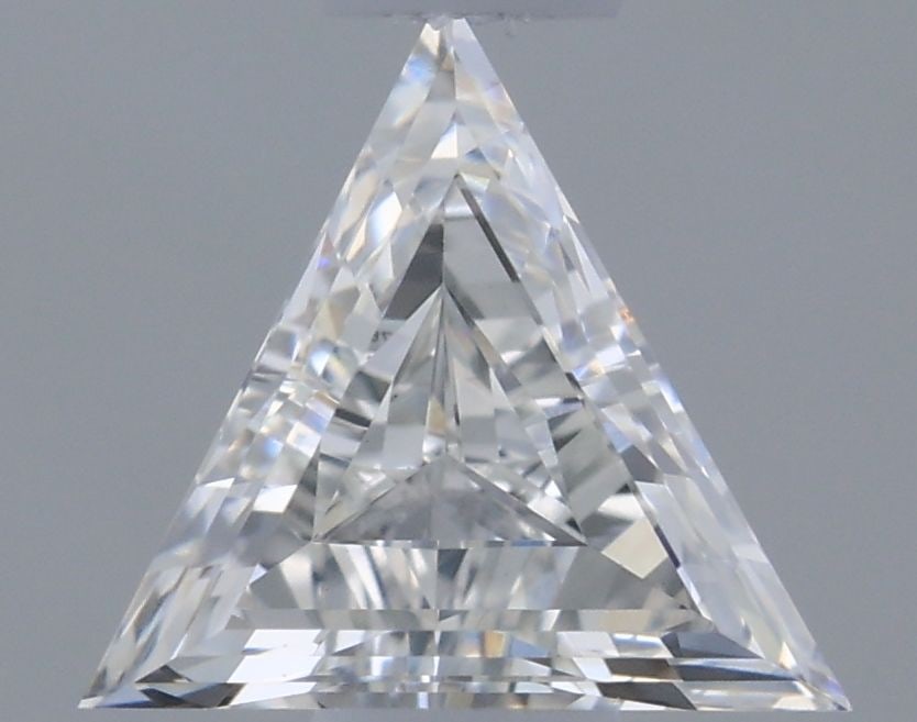 Loose Diamond - TRIANGULAR 0.34ct F VVS2: Loose Diamond - TRIANGULAR 0.34ct F VVS2 Source: This is a real non-mined Diamond that has been grown in a lab Shape: TRIANGULAR Carats: 0.34 Color: F Clarity: VVS2 Certification: IGI Video: