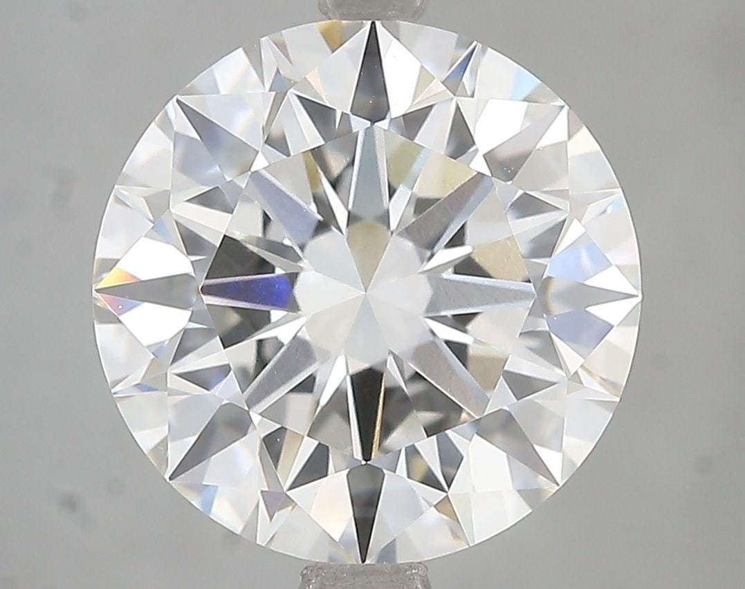 Loose Diamond - ROUND 5.5ct F VVS2: Loose Diamond - ROUND 5.5ct F VVS2 Source: This is a real non-mined Diamond that has been grown in a lab Shape: ROUND Carats: 5.5 Color: F Clarity: VVS2 Certification: IGI Video: