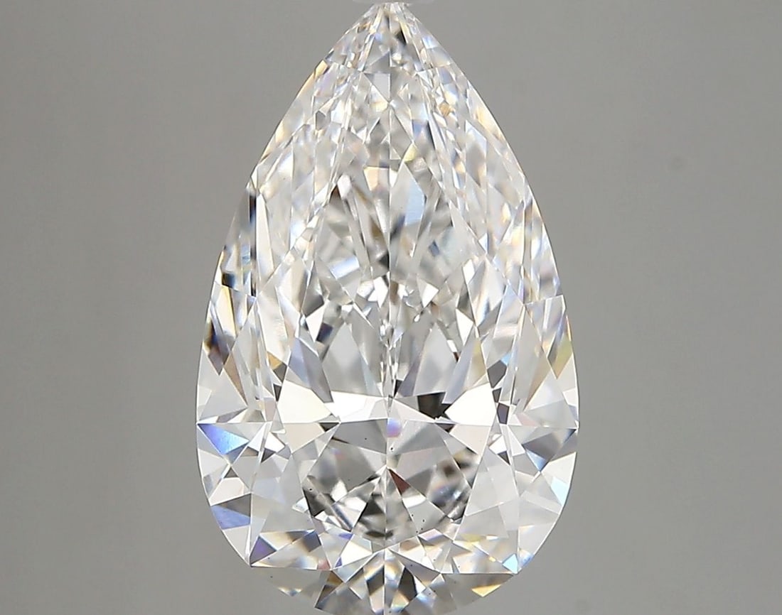 Loose Diamond - PEAR 4.22ct E VS1: Loose Diamond - PEAR 4.22ct E VS1 Source: This is a real non-mined Diamond that has been grown in a lab Shape: PEAR Carats: 4.22 Color: E Clarity: VS1 Certification: IGI Video: