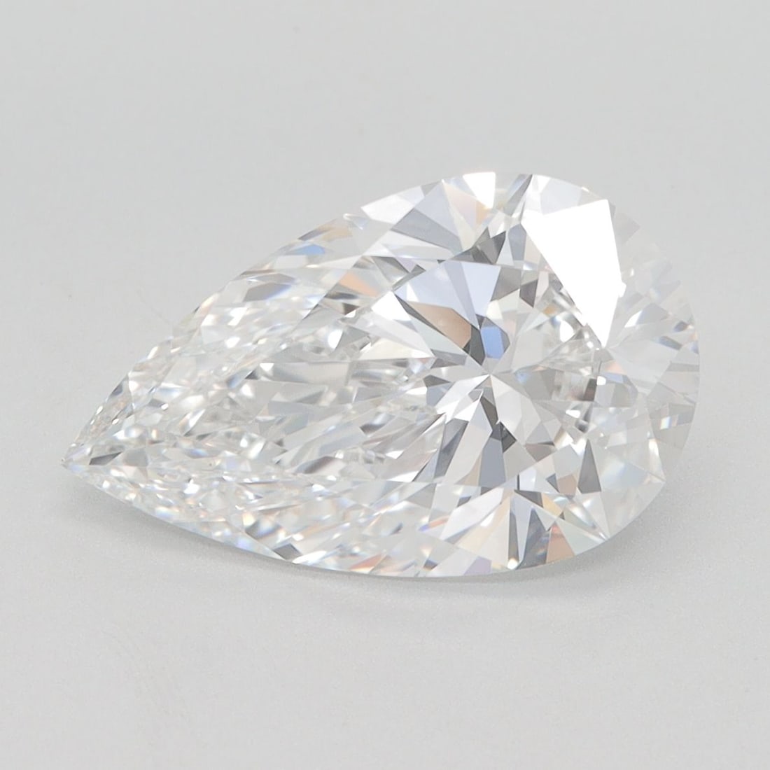 Loose Diamond - PEAR 3.02ct E VVS2: Loose Diamond - PEAR 3.02ct E VVS2 Source: This is a real non-mined Diamond that has been grown in a lab Shape: PEAR Carats: 3.02 Color: E Clarity: VVS2 Certification: GIA Video: