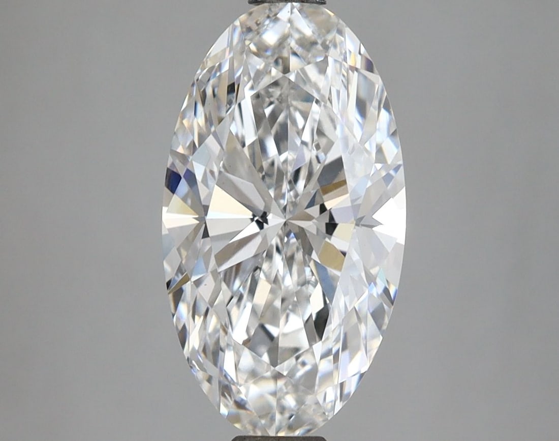 Loose Diamond - OVAL 2.31ct E VVS2: Loose Diamond - OVAL 2.31ct E VVS2 Source: This is a real non-mined Diamond that has been grown in a lab Shape: OVAL Carats: 2.31 Color: E Clarity: VVS2 Certification: IGI Video: