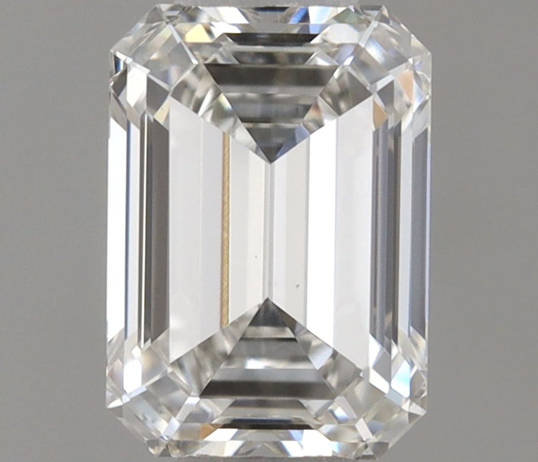 Loose Diamond - EMERALD 0.42ct G VS1: Loose Diamond - EMERALD 0.42ct G VS1 Source: This is a real non-mined Diamond that has been grown in a lab Shape: EMERALD Carats: 0.42 Color: G Clarity: VS1 Certification: NONE Video: