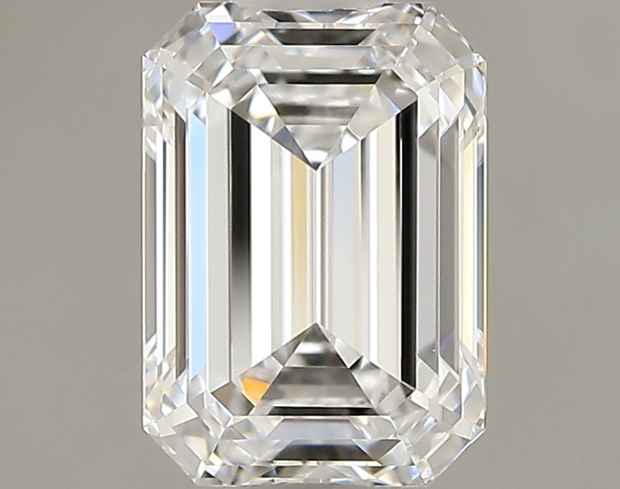 Loose Diamond - EMERALD 1.08ct D IF: Loose Diamond - EMERALD 1.08ct D IF Source: This is a real non-mined Diamond that has been grown in a lab Shape: EMERALD Carats: 1.08 Color: D Clarity: IF Certification: IGI Video:
