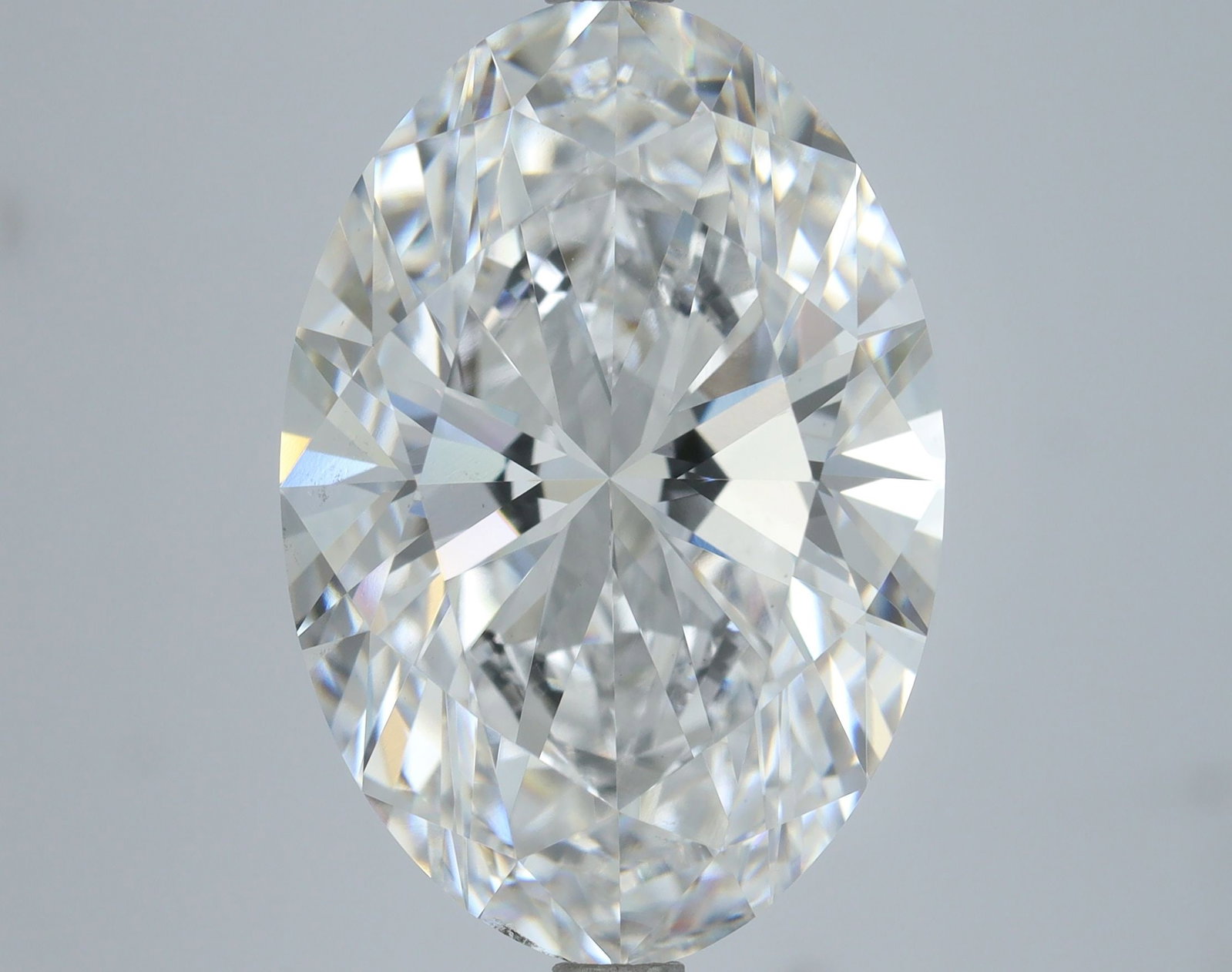 Loose Diamond - OVAL 6.51ct D VS1: Loose Diamond - OVAL 6.51ct D VS1 Source: This is a real non-mined Diamond that has been grown in a lab Shape: OVAL Carats: 6.51 Color: D Clarity: VS1 Certification: IGI Video: Video Link PLEASE
