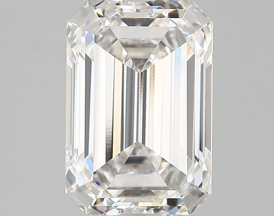 Loose Diamond - EMERALD 3.55ct F VVS1: Loose Diamond - EMERALD 3.55ct F VVS1 Source: This is a real non-mined Diamond that has been grown in a lab Shape: EMERALD Carats: 3.55 Color: F Clarity: VVS1 Certification: IGI Video: