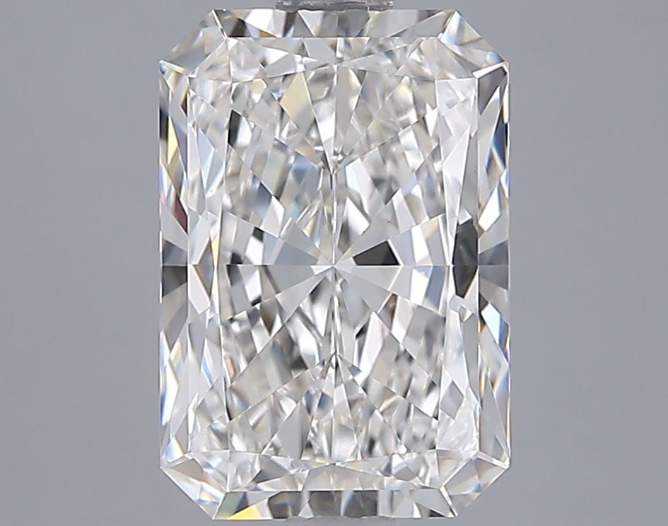 Loose Diamond - RADIANT 3.04ct G VS1: Loose Diamond - RADIANT 3.04ct G VS1 Source: This is a real non-mined Diamond that has been grown in a lab Shape: RADIANT Carats: 3.04 Color: G Clarity: VS1 Certification: IGI Video: Video Link