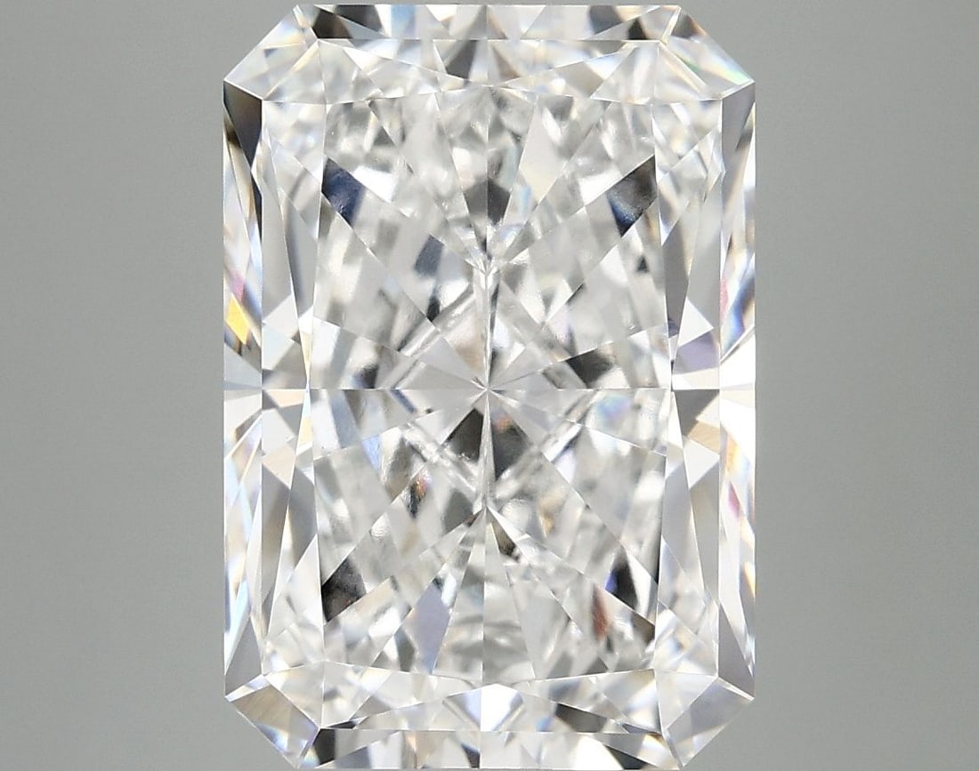 Loose Diamond - RADIANT 9.03ct D VVS2: Loose Diamond - RADIANT 9.03ct D VVS2 Source: This is a real non-mined Diamond that has been grown in a lab Shape: RADIANT Carats: 9.03 Color: D Clarity: VVS2 Certification: IGI Video: