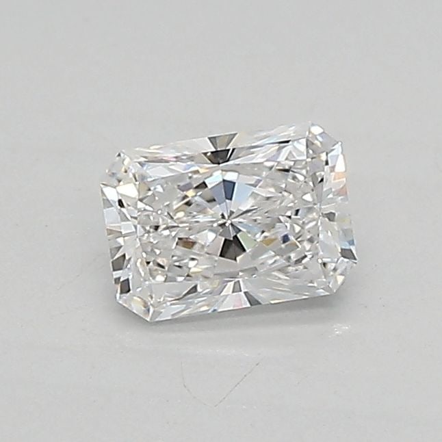 Loose Diamond - RADIANT 0.42ct D VVS2: Loose Diamond - RADIANT 0.42ct D VVS2 Source: This is a real non-mined Diamond that has been grown in a lab Shape: RADIANT Carats: 0.42 Color: D Clarity: VVS2 Certification: IGI Video: