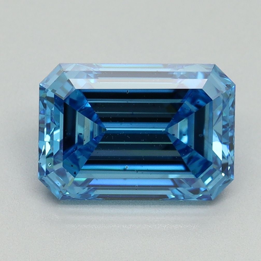 Loose Diamond - EMERALD 3.12ct Fancy Vivid Blue SI1: Loose Diamond - EMERALD 3.12ct Fancy Vivid Blue SI1 Source: This is a real non-mined Diamond that has been grown in a lab Shape: EMERALD Carats: 3.12 Color: Fancy Vivid Blue Certification: IGI Video: