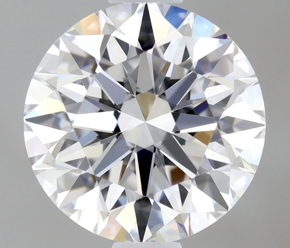 Loose Diamond - ROUND 0.95ct D VVS1: Loose Diamond - ROUND 0.95ct D VVS1 Source: This is a real non-mined Diamond that has been grown in a lab Shape: ROUND Carats: 0.95 Color: D Clarity: VVS1 Certification: NONE Video: Video Link PLEASE