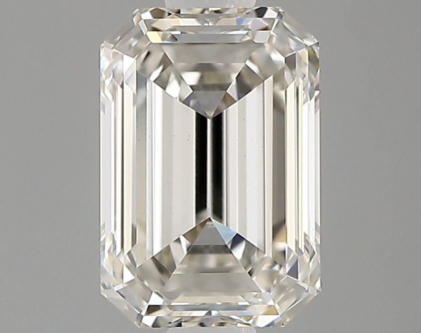 Loose Diamond - EMERALD 1.05ct I VS1: Loose Diamond - EMERALD 1.05ct I VS1 Source: This is a real non-mined Diamond that has been grown in a lab Shape: EMERALD Carats: 1.05 Color: I Clarity: VS1 Certification: IGI Video: