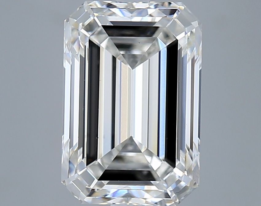 Loose Diamond - EMERALD 4.02ct G VS1: Loose Diamond - EMERALD 4.02ct G VS1 Source: This is a real non-mined Diamond that has been grown in a lab Shape: EMERALD Carats: 4.02 Color: G Clarity: VS1 Certification: IGI Video: