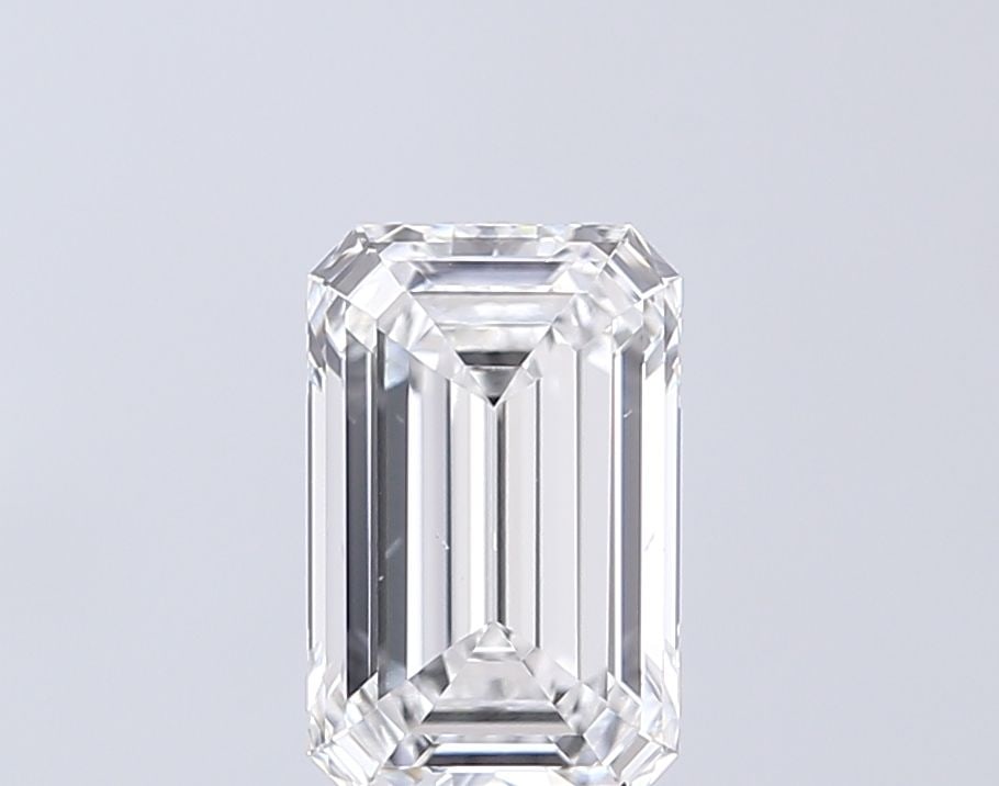 Loose Diamond - EMERALD 2.01ct E VS2: Loose Diamond - EMERALD 2.01ct E VS2 Source: This is a real non-mined Diamond that has been grown in a lab Shape: EMERALD Carats: 2.01 Color: E Clarity: VS2 Certification: IGI Video: