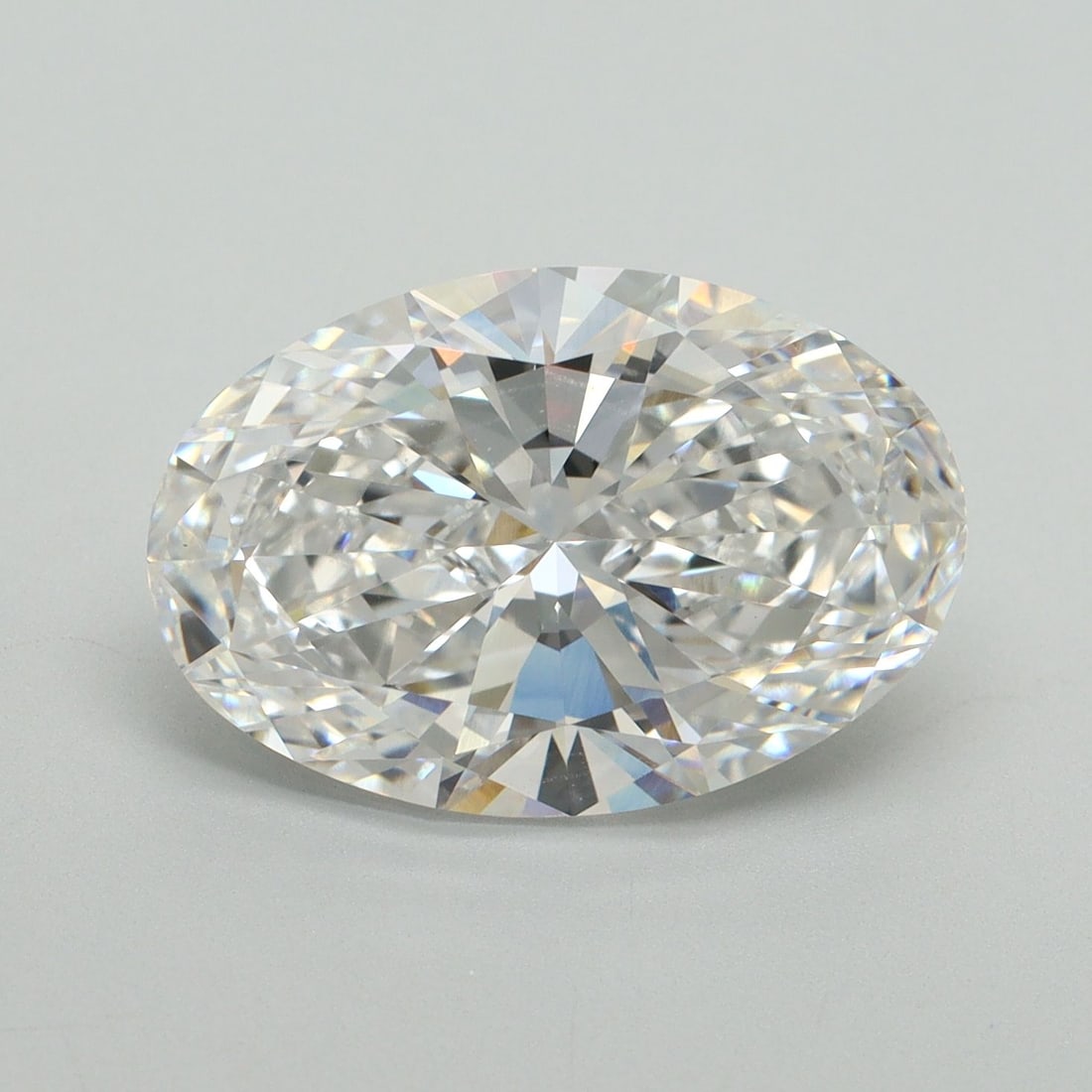 Loose Diamond - OVAL 5.18ct D VS1: Loose Diamond - OVAL 5.18ct D VS1 Source: This is a real non-mined Diamond that has been grown in a lab Shape: OVAL Carats: 5.18 Color: D Clarity: VS1 Certification: IGI Video:
