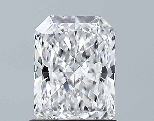 Loose Diamond - RADIANT 1.01ct D VVS1: Loose Diamond - RADIANT 1.01ct D VVS1 Source: This is a real non-mined Diamond that has been grown in a lab Shape: RADIANT Carats: 1.01 Color: D Clarity: VVS1 Certification: GIA Video: