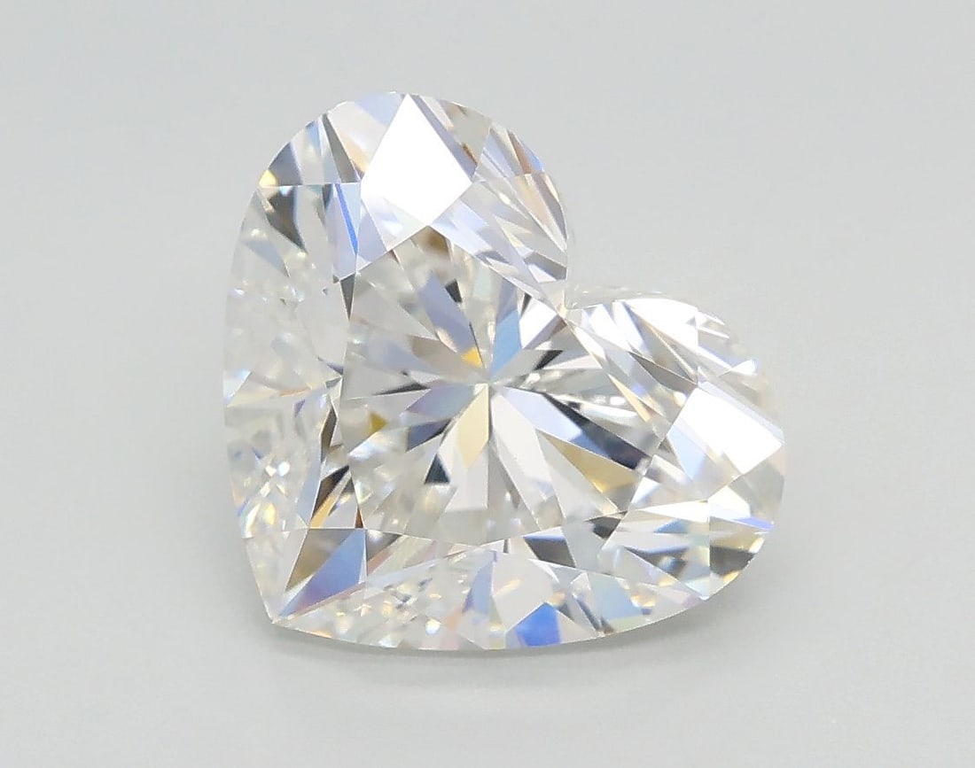 Loose Diamond - HEART 2.52ct E VS1: Loose Diamond - HEART 2.52ct E VS1 Source: This is a real non-mined Diamond that has been grown in a lab Shape: HEART Carats: 2.52 Color: E Clarity: VS1 Certification: IGI Video:
