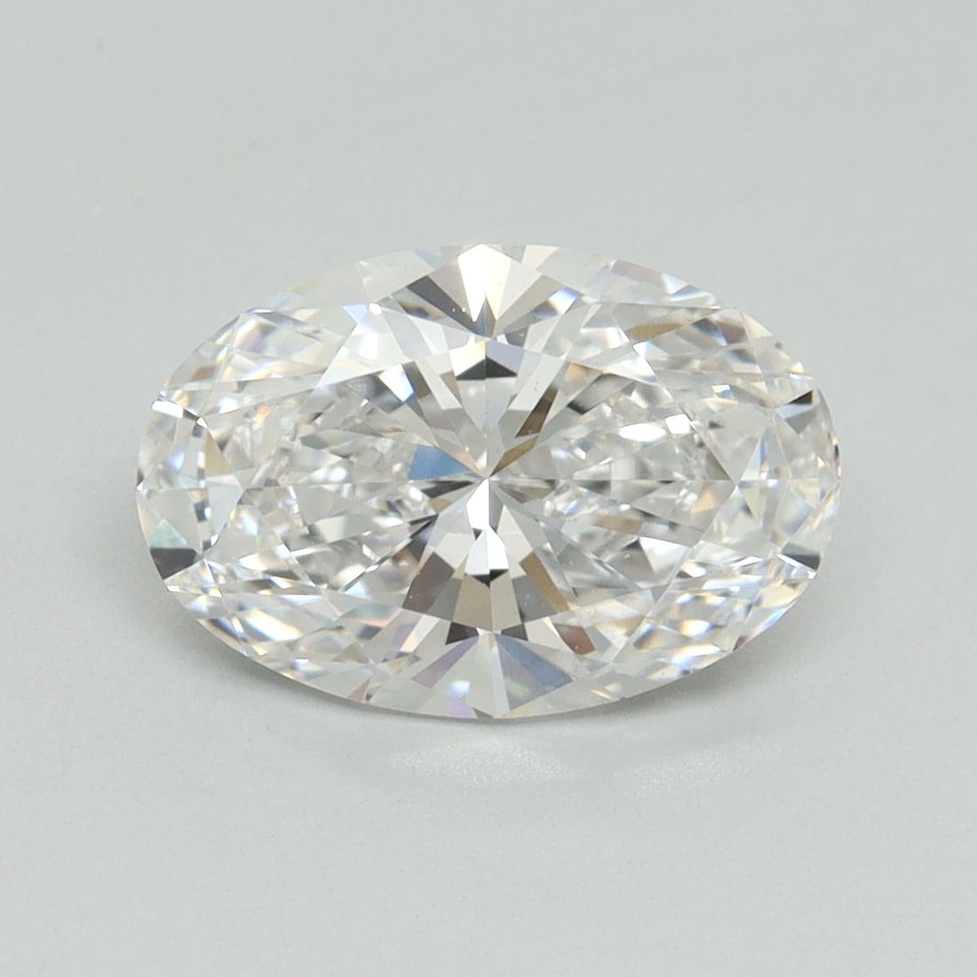 Loose Diamond - OVAL 2.16ct E VS1: Loose Diamond - OVAL 2.16ct E VS1 Source: This is a real non-mined Diamond that has been grown in a lab Shape: OVAL Carats: 2.16 Color: E Clarity: VS1 Certification: IGI Video: