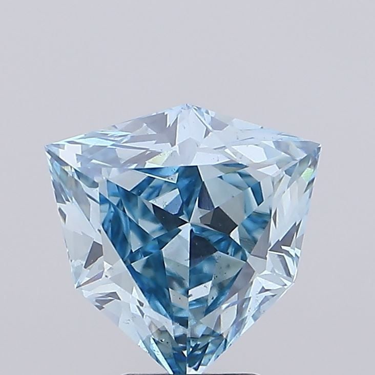 Loose Diamond - SHIELD 3.08ct Fancy Vivid Blue VS2: Loose Diamond - SHIELD 3.08ct Fancy Vivid Blue VS2 Source: This is a real non-mined Diamond that has been grown in a lab Shape: SHIELD Carats: 3.08 Color: Fancy Vivid Blue Certification: IGI Video: