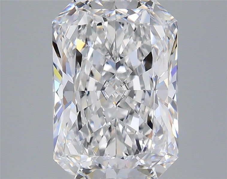 Loose Diamond - RADIANT 3.08ct D VS1: Loose Diamond - RADIANT 3.08ct D VS1 Source: This is a real non-mined Diamond that has been grown in a lab Shape: RADIANT Carats: 3.08 Color: D Clarity: VS1 Certification: IGI Video: Video Link