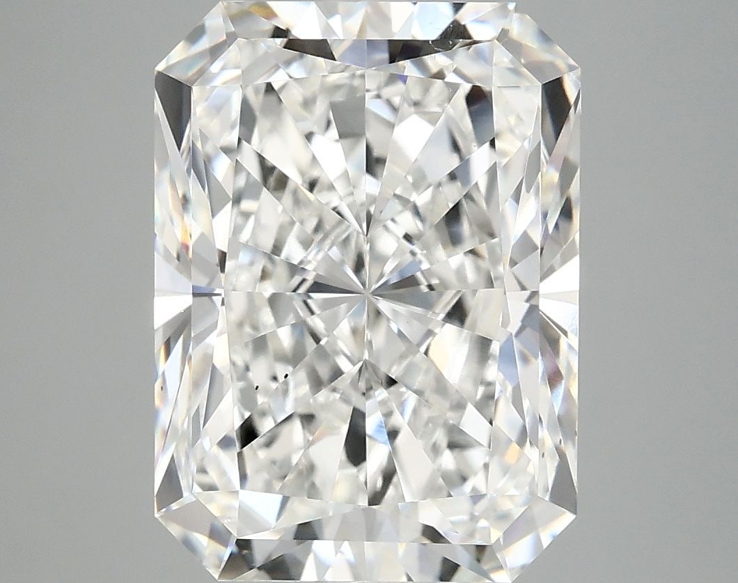 Loose Diamond - RADIANT 6.18ct F VS2: Loose Diamond - RADIANT 6.18ct F VS2 Source: This is a real non-mined Diamond that has been grown in a lab Shape: RADIANT Carats: 6.18 Color: F Clarity: VS2 Certification: IGI Video: